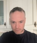 Встретьте Мужчинa : Aurélien, 39 лет до Франция  Savigny-le-Temple